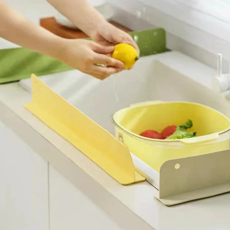 1PC Silicone Sink Baffle Splash Guard